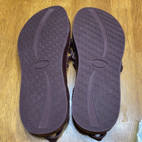 Chaco Leather Java Sandals - Picture 7 of 8